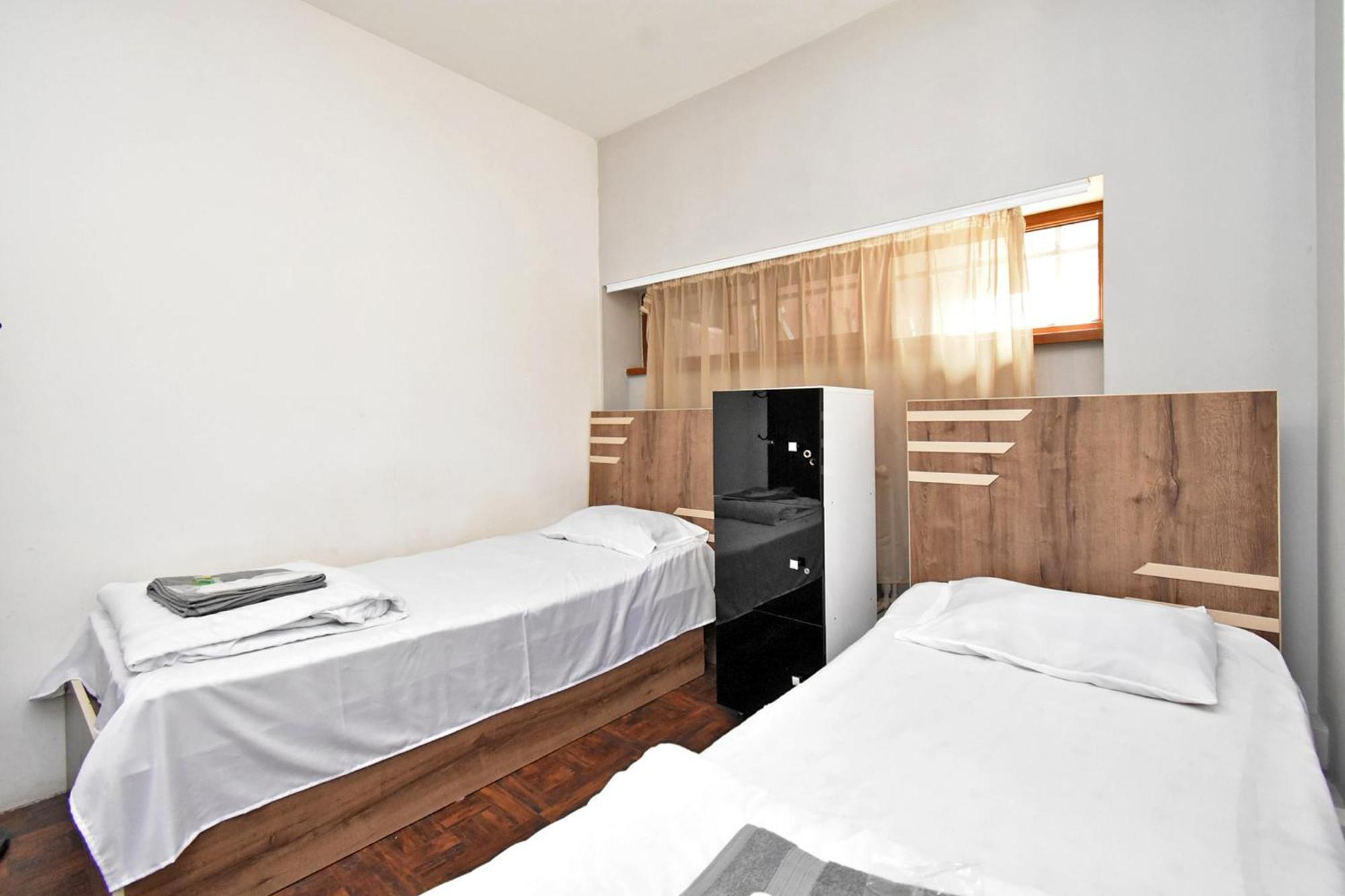 Aaa Hotell Jerevan Eksteriør bilde